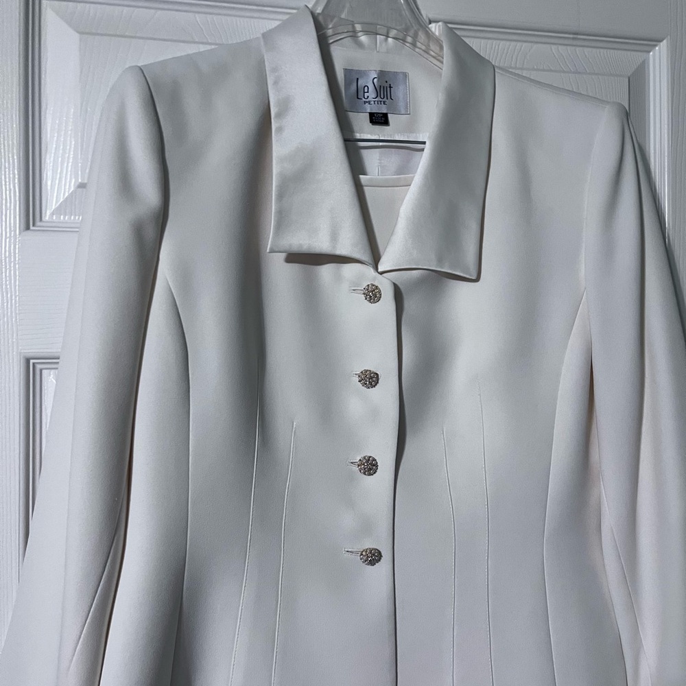 Le Suit Women's White Blazer Jacket